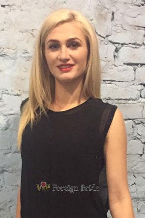183388 - Oksana Age: 35 - Ukraine