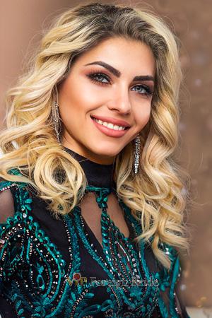 199202 - Elena Age: 40 - Ukraine
