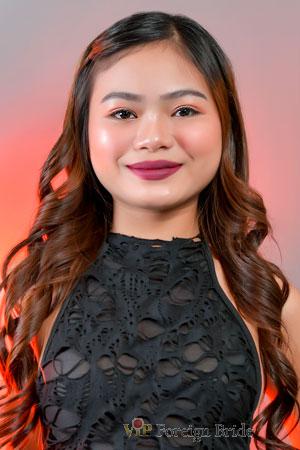 223852 - Jeramae Age: 19 - Philippines