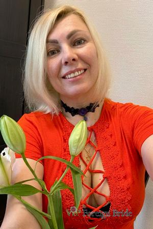 228207 - Olga Age: 49 - Ukraine